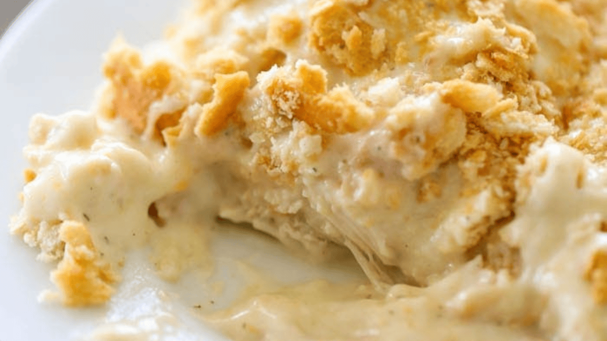 Creamy Ranch Chicken Casserole Recipe. Photo credit Lauren's Latest.