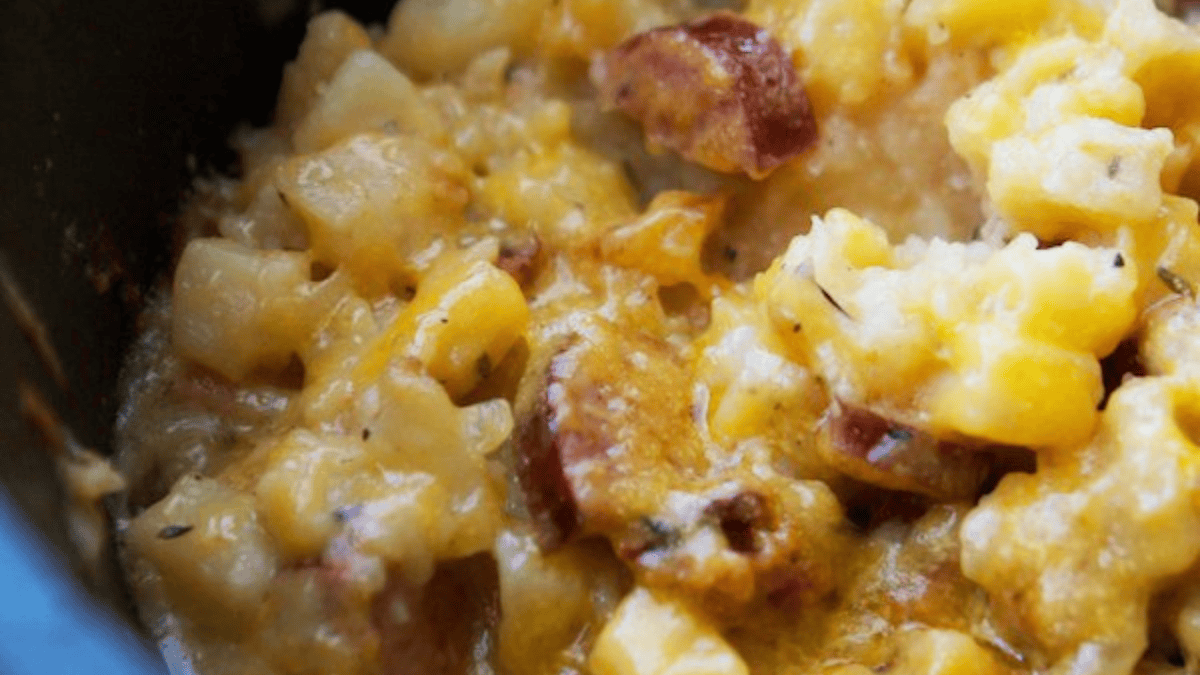 Crockpot Hashbrown Casserole. Photo credit Lauren's Latest.