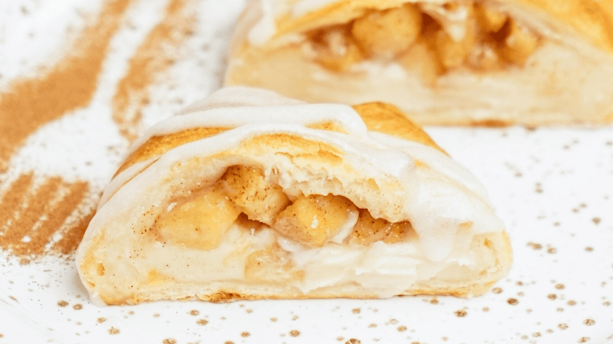 Easy Apple Danish Recipe. Photo credit Lauren's Latest.