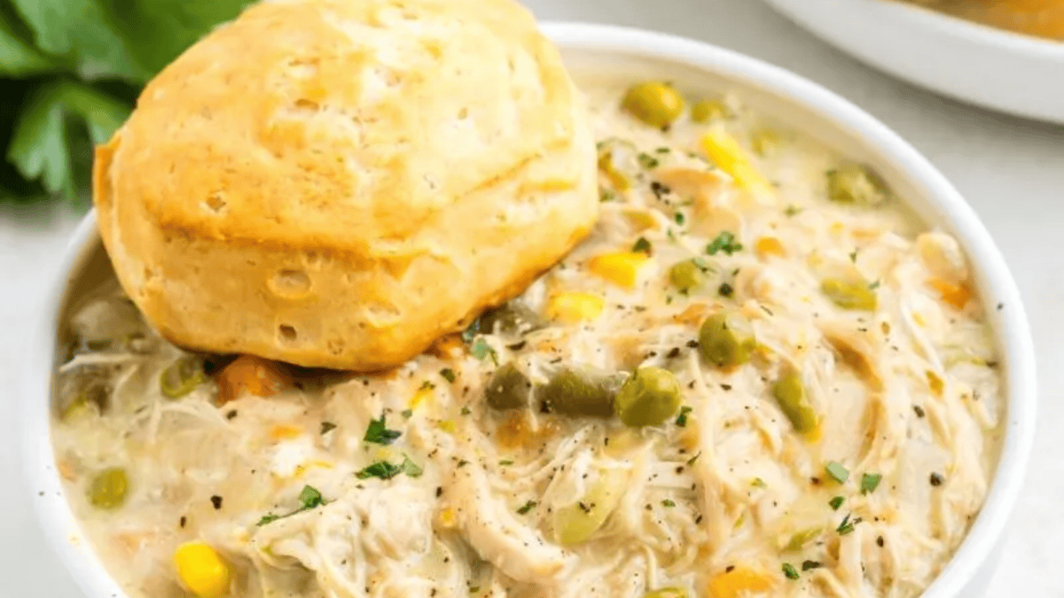 Easy Slow Cooker Chicken Pot Pie. Photo credit Semi Homemade Kitchen.