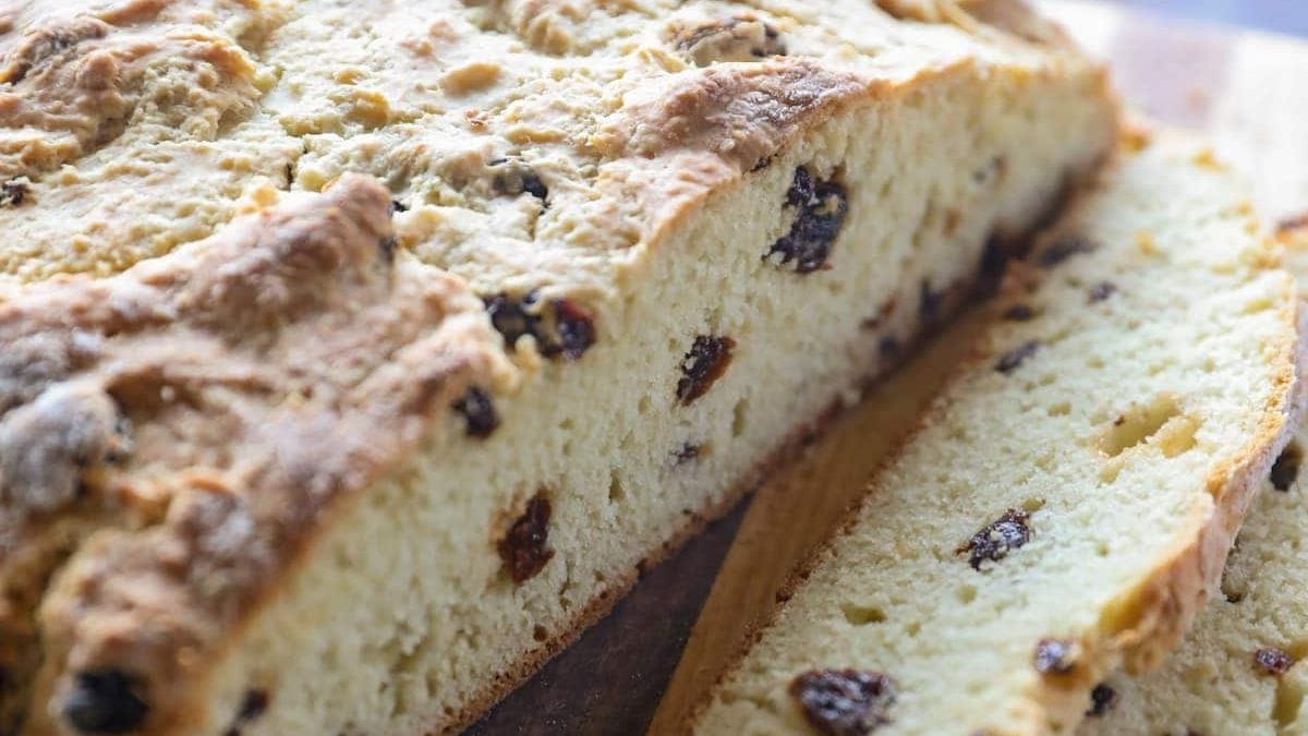 Irish Soda Bread Recipe (Super Easy!!). Photo credit Lauren's Latest.