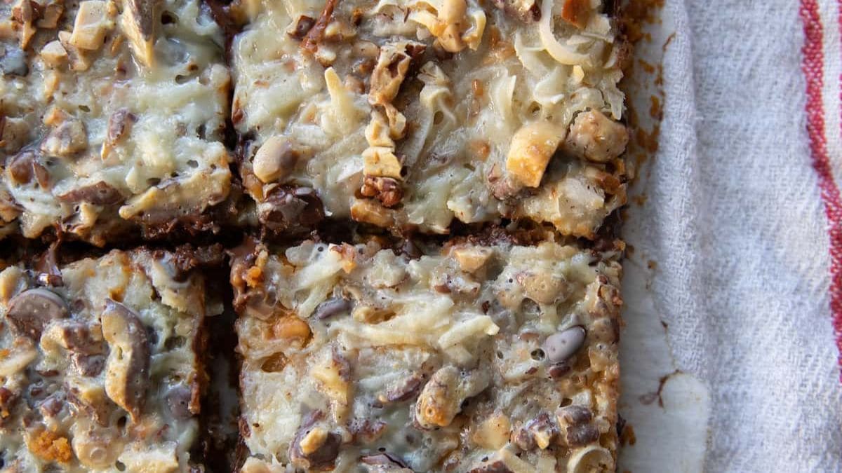 Magic Bars Recipe (Hello Dolly Bars). Photo credit Lauren's Latest.