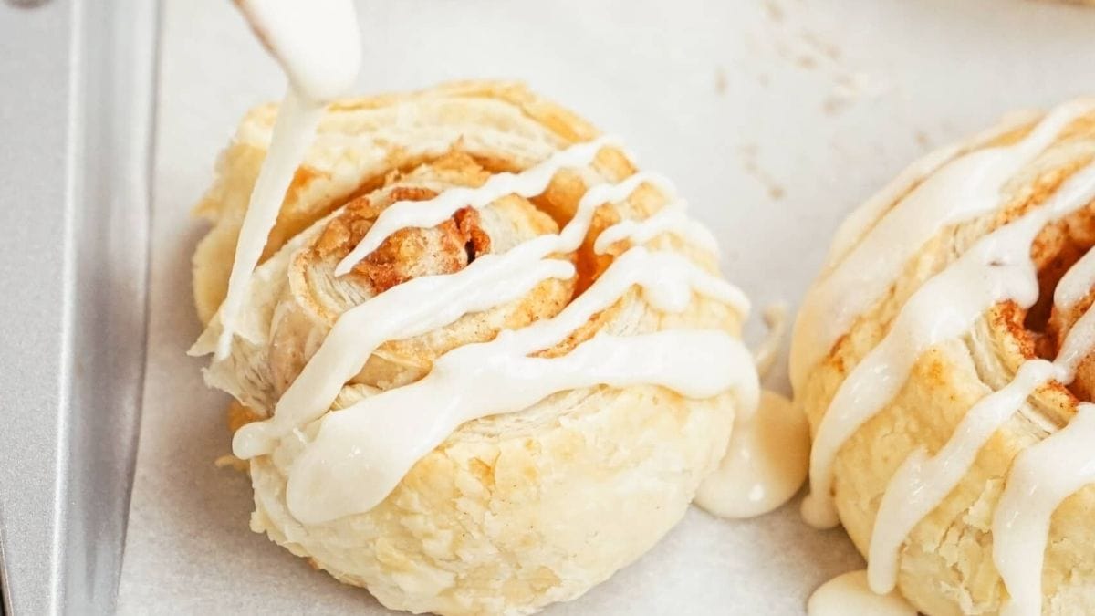 Puff Pastry Cinnamon Rolls Recipe. Photo credit Lauren's Latest.