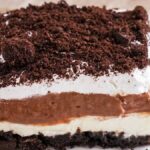 The Best Oreo Lasagna Recipe. Photo credit Lauren's Latest.