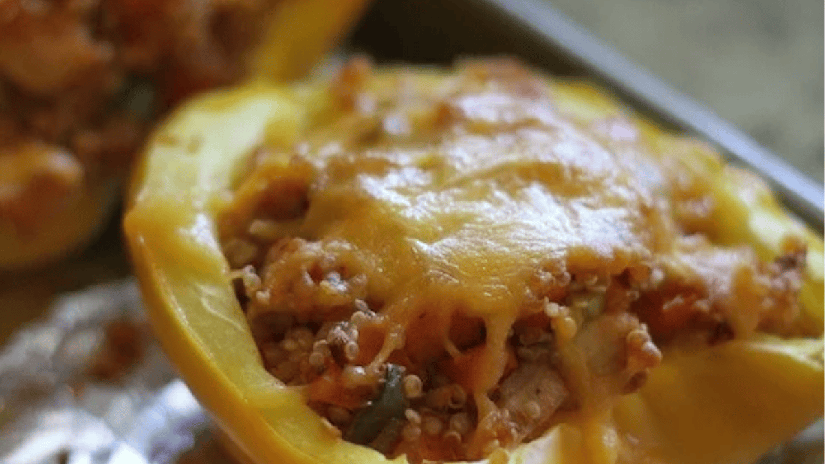 Chicken & Quinoa Stuffed Pepperss. Photo Credit Lauren's Latest.