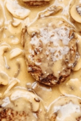 Salisbury Steak Recipe. Photo Credit Lauren's Latest. (1)