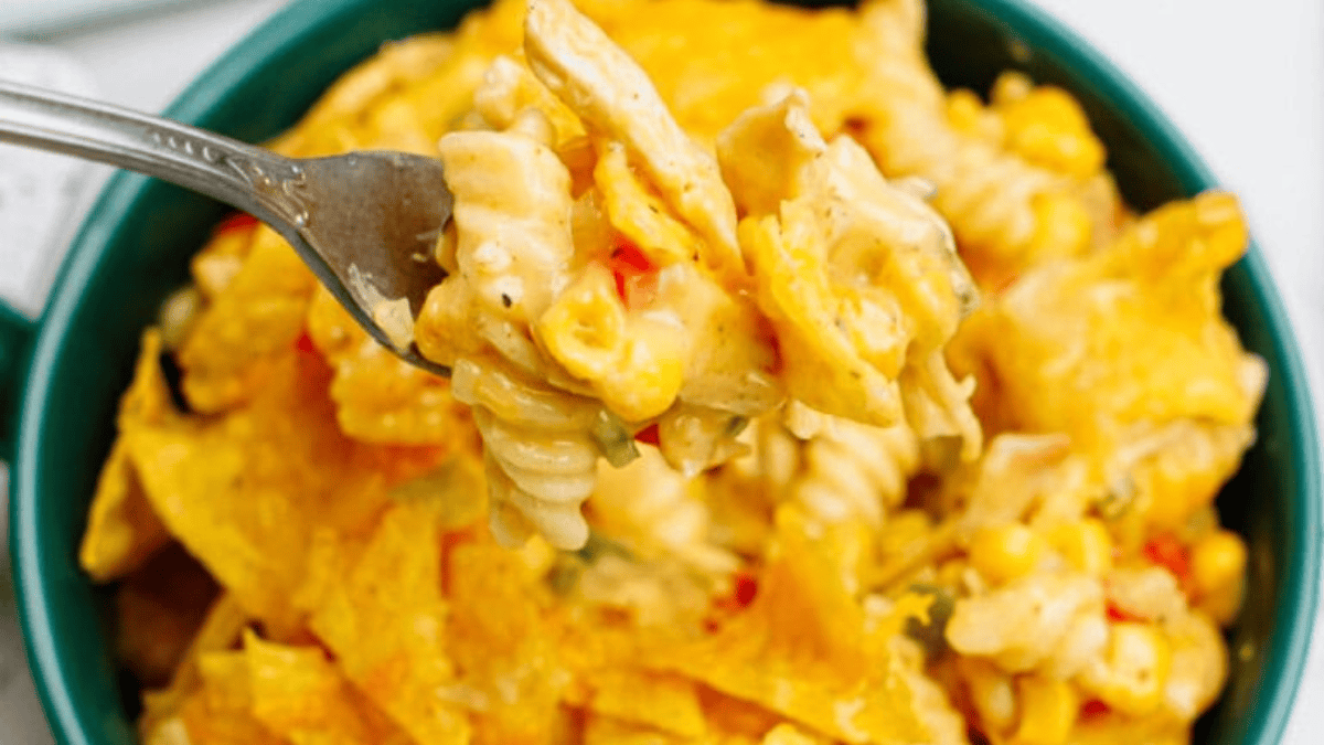 Southwest Chicken Pasta Recipe. Photo credit Lauren's Latest.