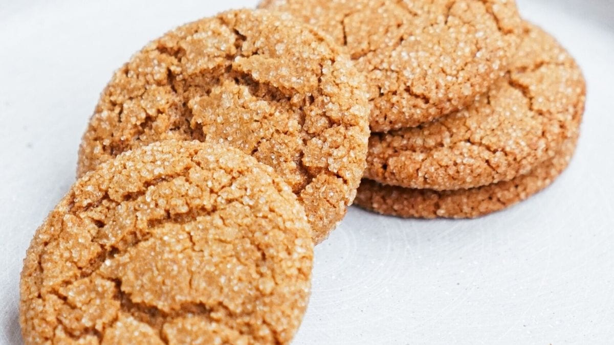 Crispy Gingersnap Cookie. Photo credit Lauren's Latest.