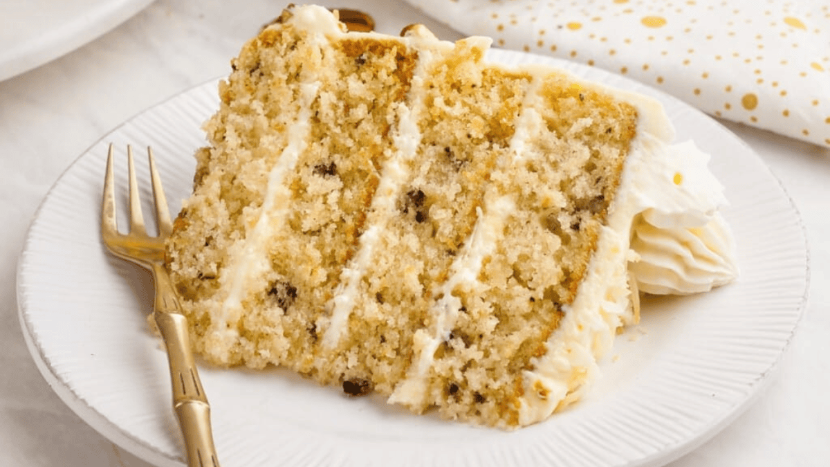 Italian Cream Cake Recipe. Photo credit Lauren's Latest.