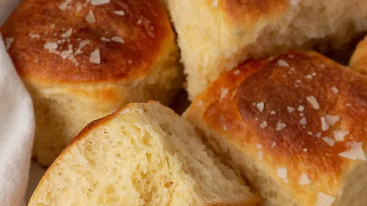 Leftover Mashed Potato Rolls. Photo credit Butter and Baggage.
