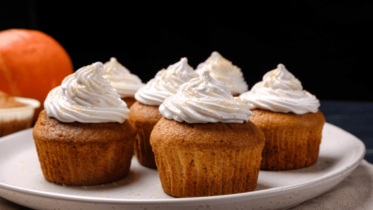 Pumpkin Cupcakes. Photo credit Chew Out Loud.