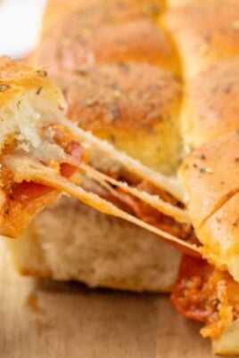 Pizza Sliders. Photo credit Lauren's Latest.